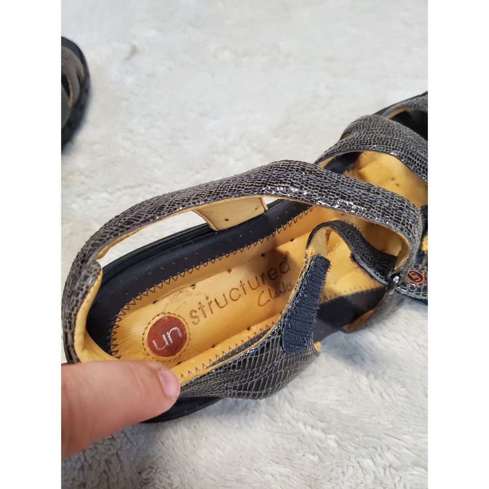NWOT Clarks Gray Tan Leather Strappy Classic Casual Summer Open Toe Sandals 8 - Picture 7 of 9